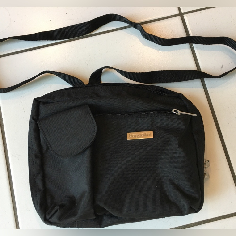 Baggallini Crossbody
